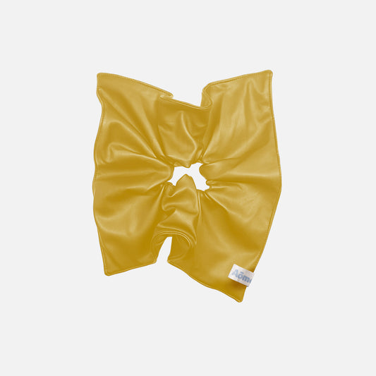 BLOOM SCRUNCHIE in Yellow Camellia