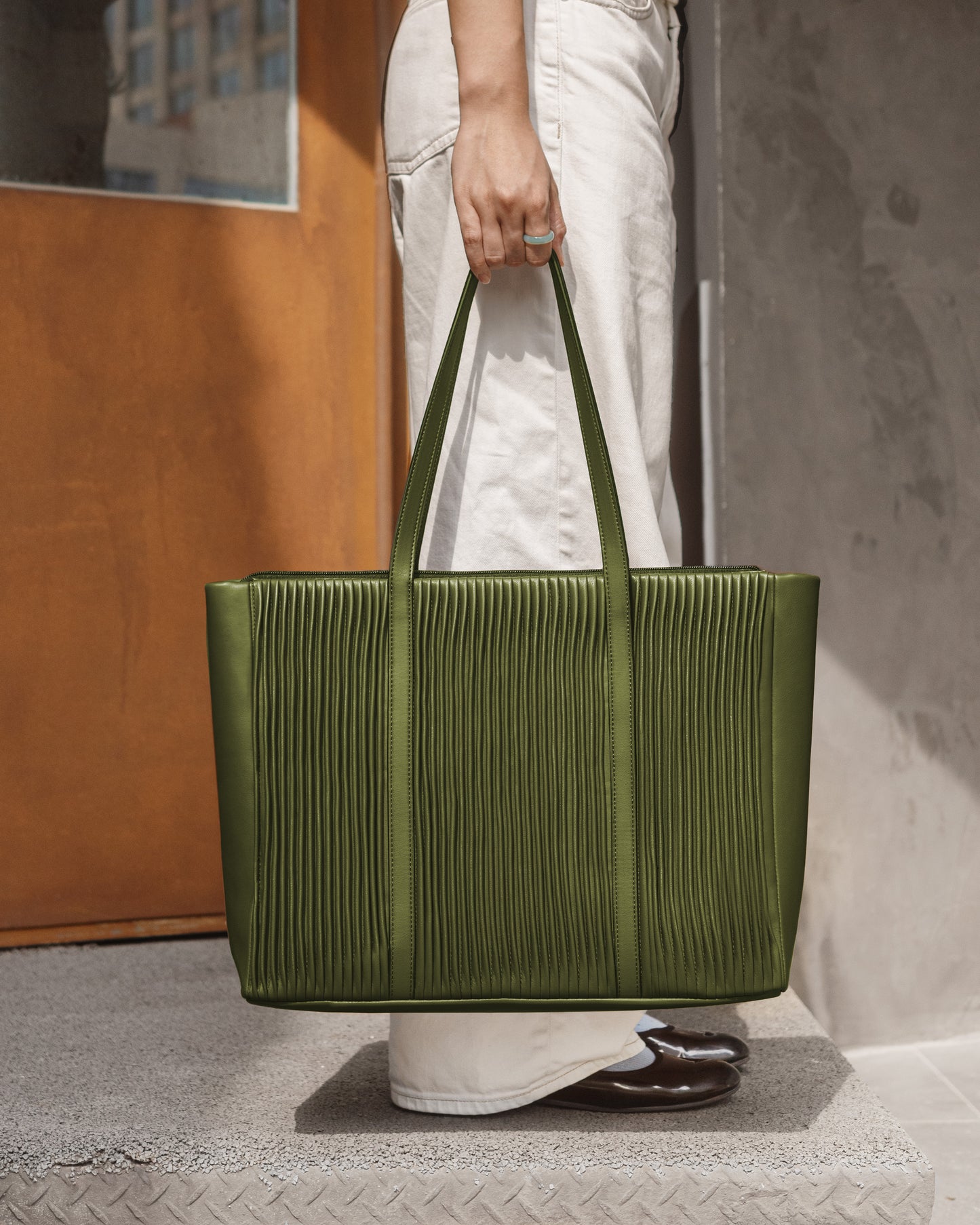 BLOOM BAG 38 in Long Black