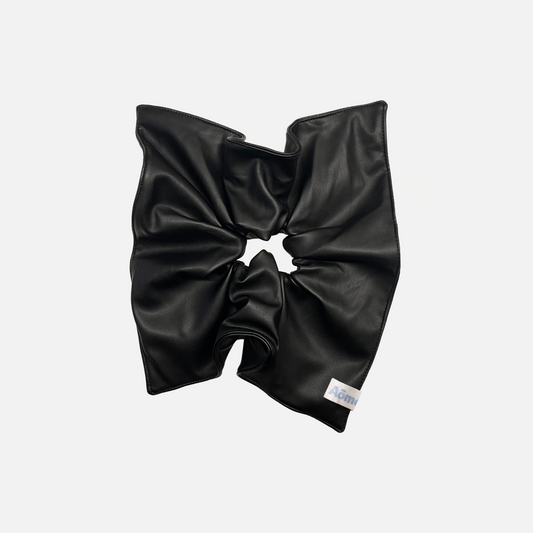 BLOOM SCRUNCHIE in Long Black