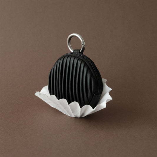 Bloom Pouch in Coffee Leather