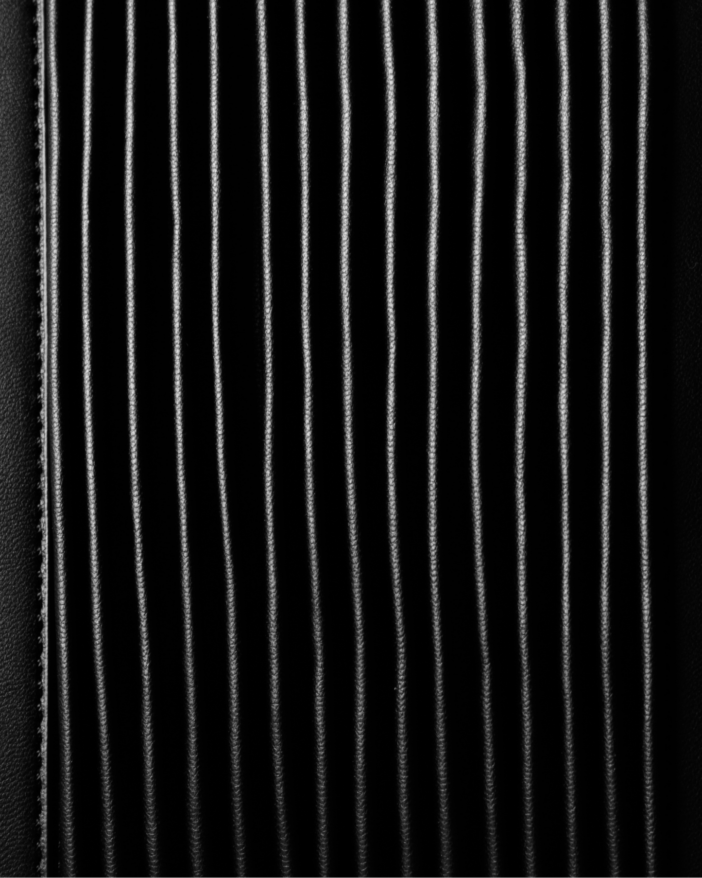 BLOOM BAG 38 in Long Black