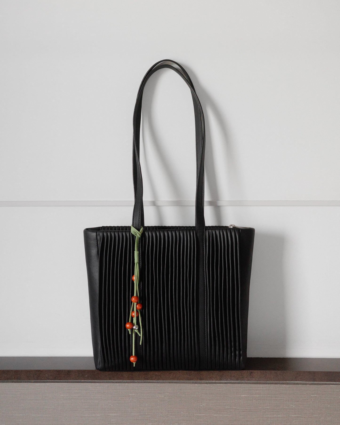 BLOOM BAG 25 in Long Black