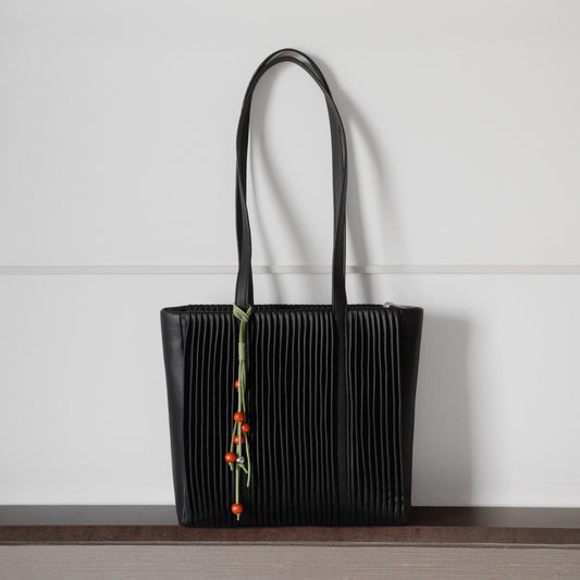 BLOOM BAG 25 in Long Black