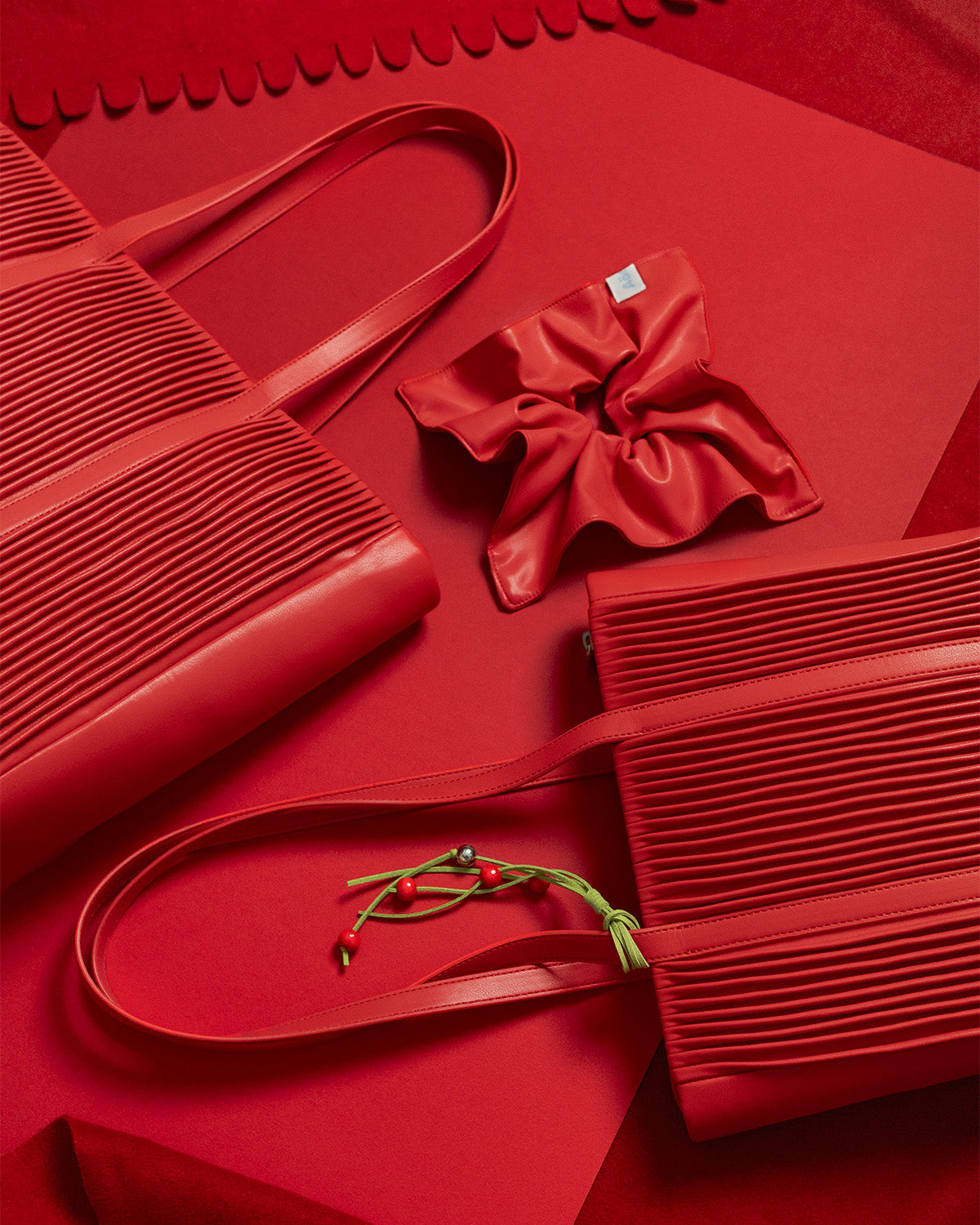 BLOOM BAG 38 in Coffee Cherry [NEW]