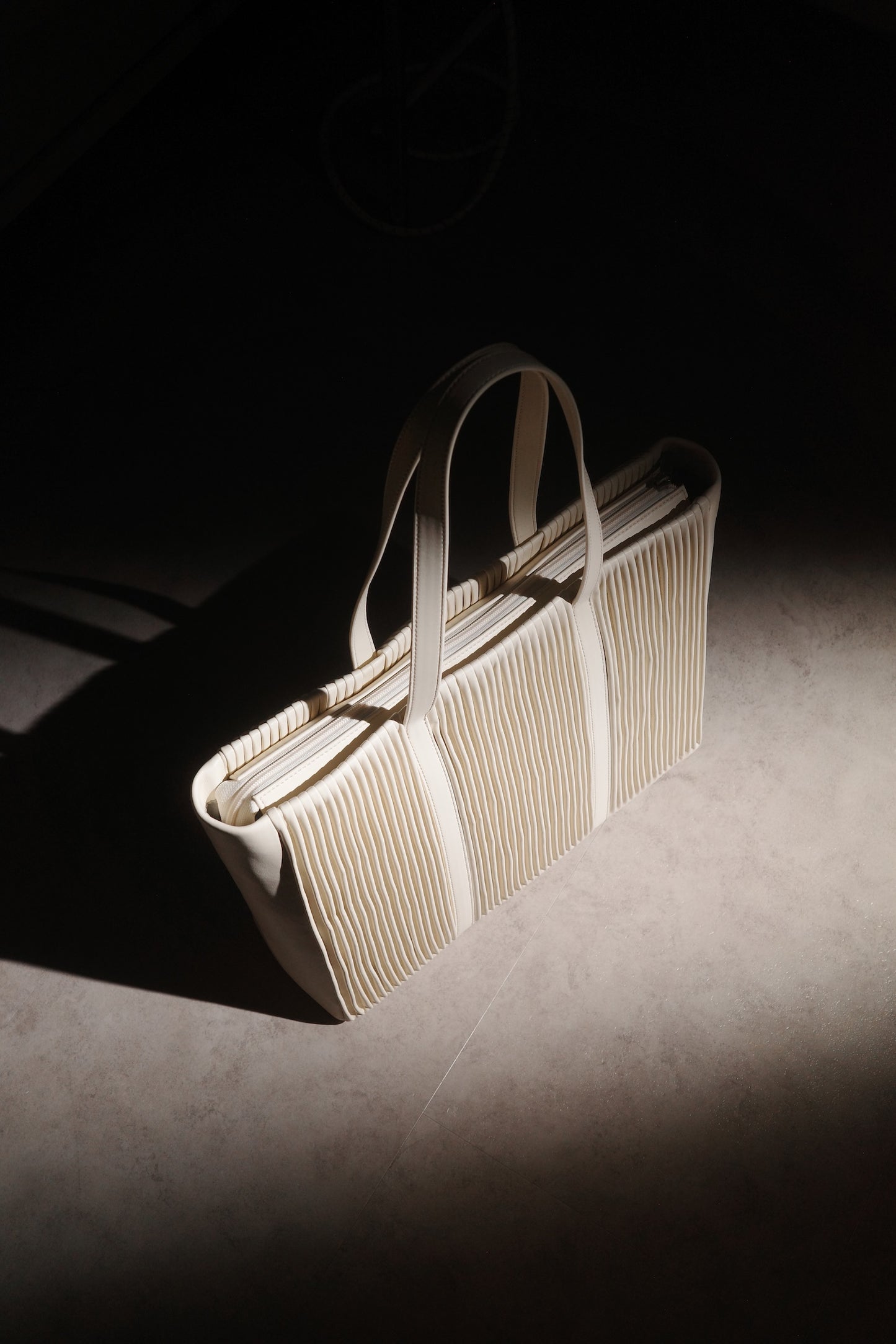 BLOOM BAG 38 in Coffee Seed