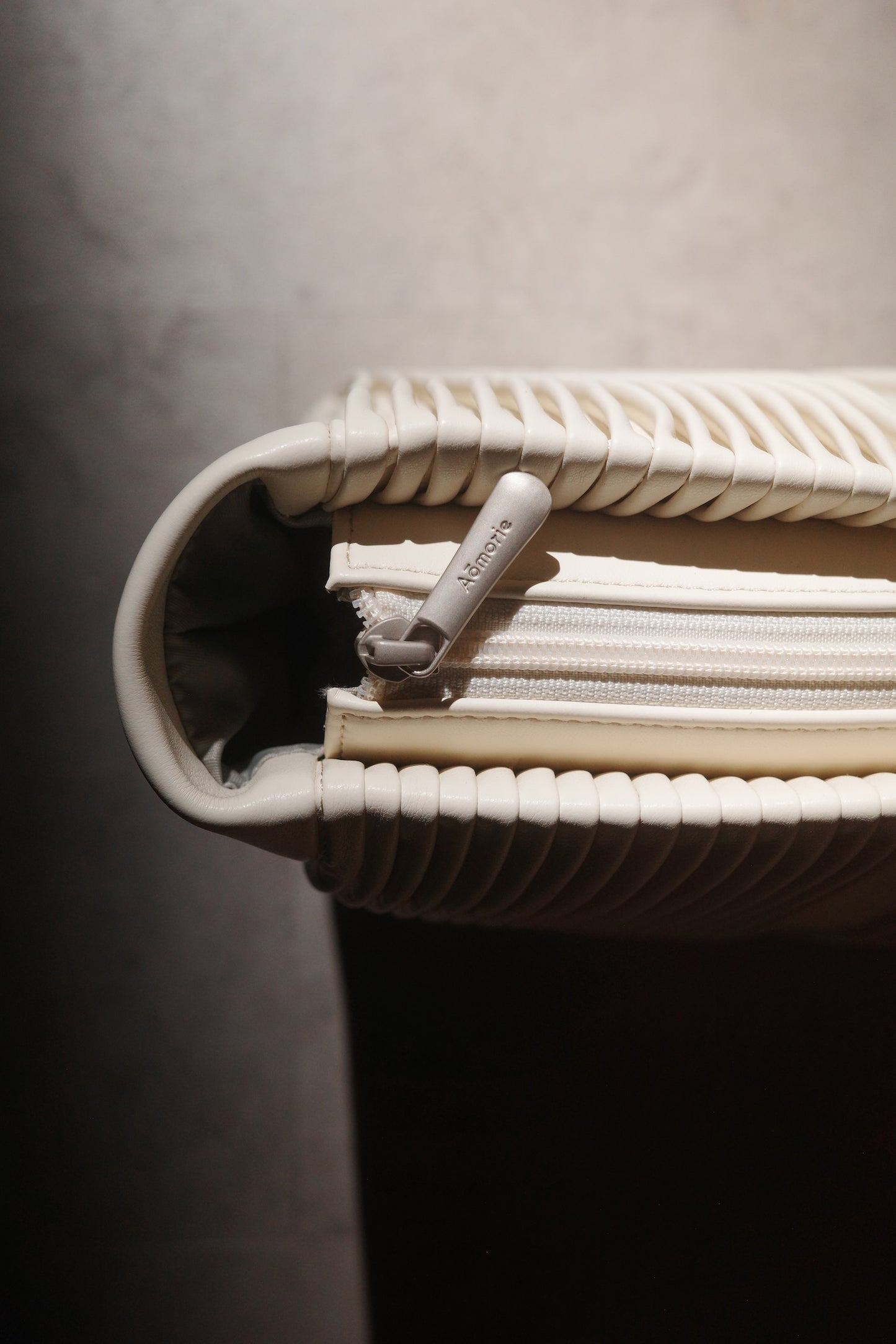 BLOOM BAG 38 in Coffee Seed