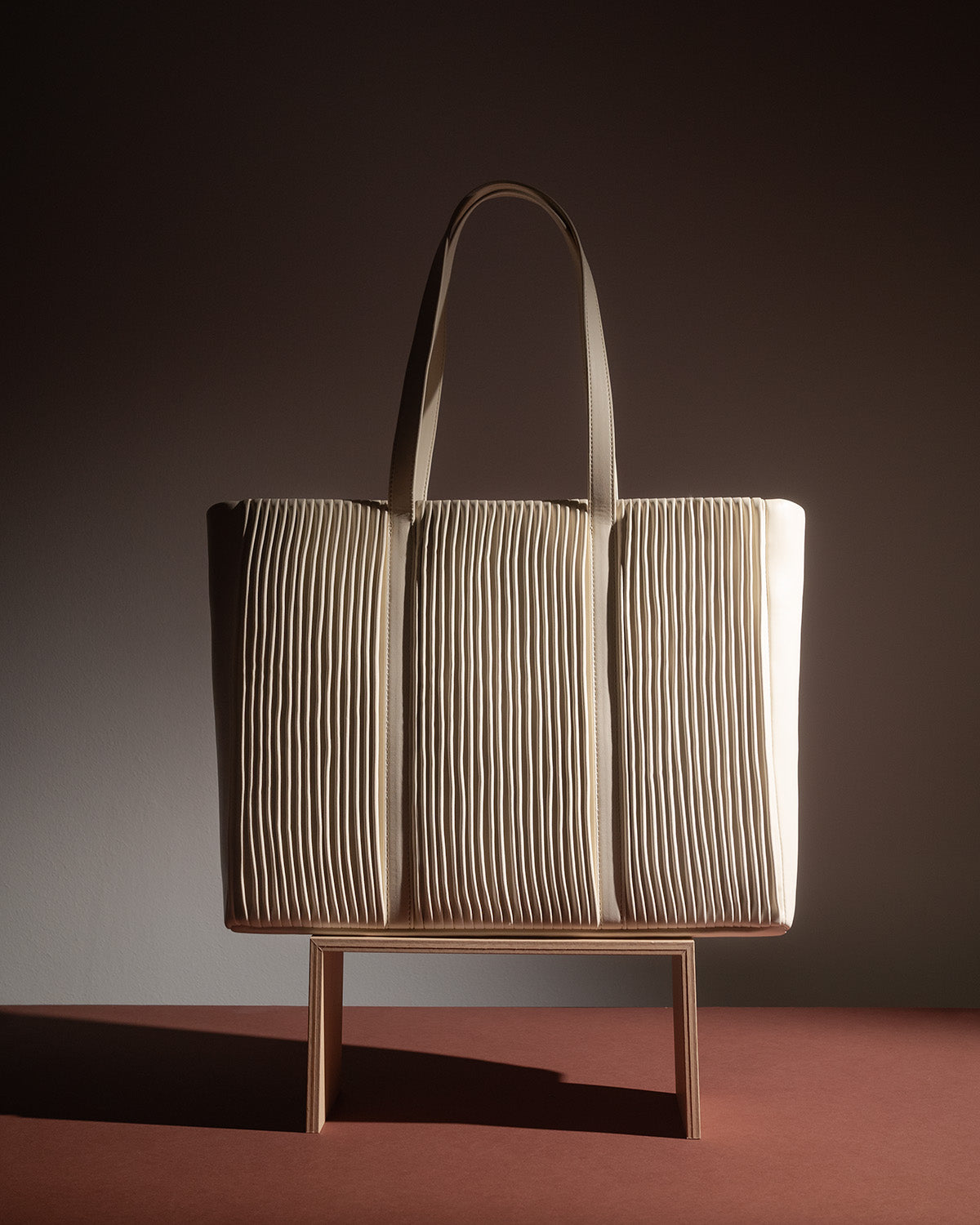 BLOOM BAG 38 in Coffee Seed