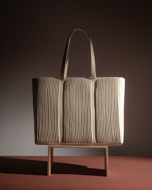 BLOOM BAG 38 in Coffee Seed