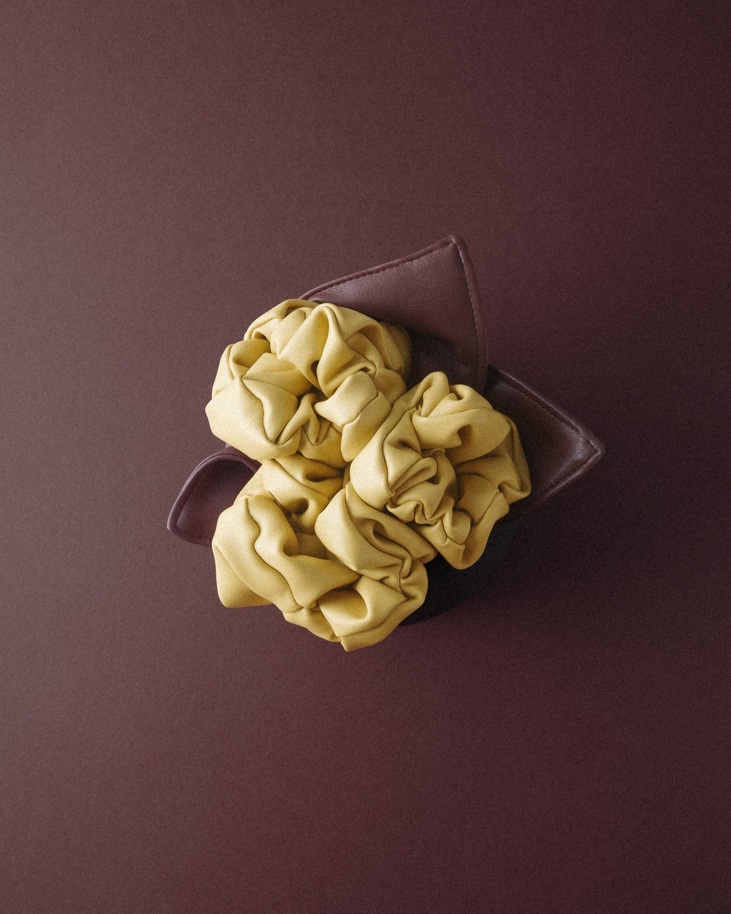 BLOOM SCRUNCHIE in Yellow Camellia