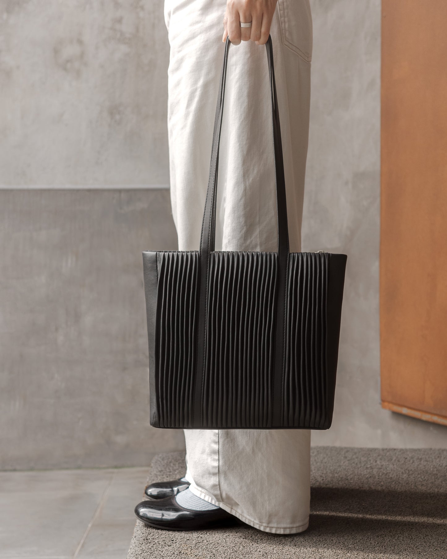 BLOOM BAG 25 in Coffee Seed